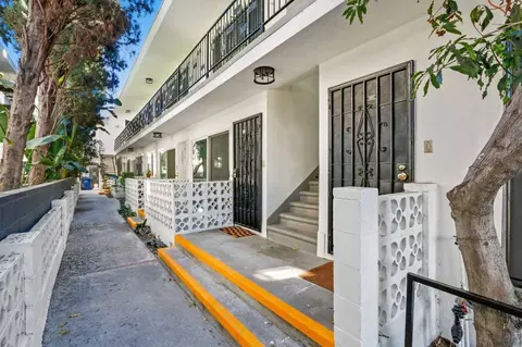 514 N Hayworth Ave, Los Angeles, CA 90048