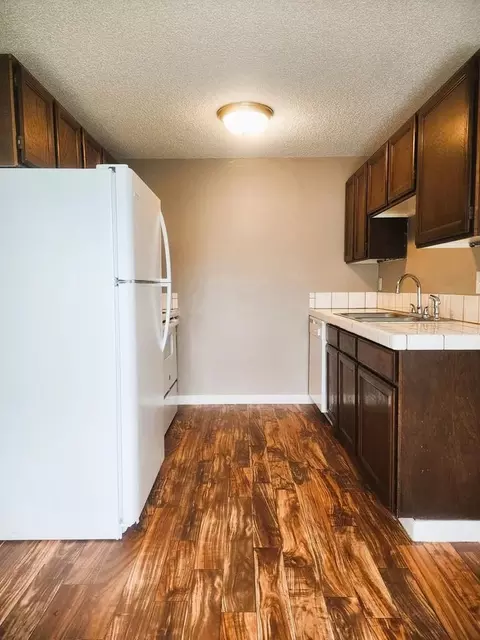 531 S 38th Ave, West Richland, WA 99353
