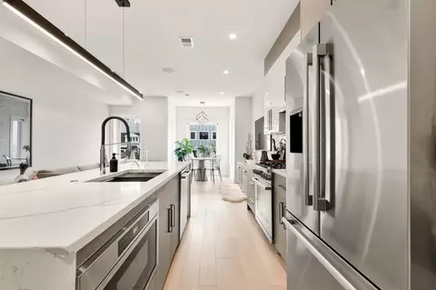 1425 P St NW, Washington, DC 20005 photo 9