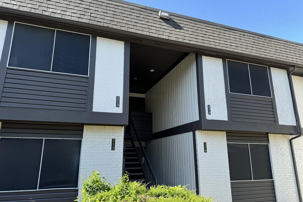 805 Central Dr, Bedford, TX 76022 photo 9