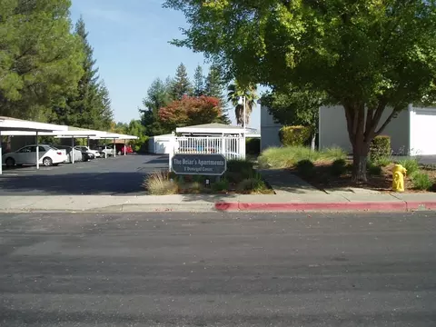 8 Donegal Ct, Pleasant Hill, CA 94523