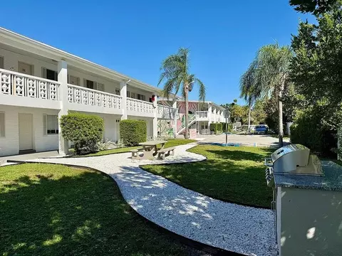 3315 31st Ave N, Saint Petersburg, FL 33713