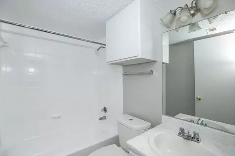 3801 Gannon Ln, Dallas, TX 75237 photo 12