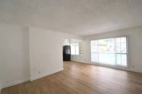 5230 Vesper Ave, Los Angeles, CA 91411