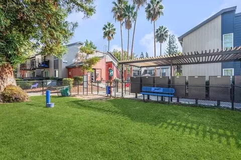 817 Fulton Ave, Sacramento, CA 95825 photo 5
