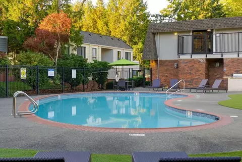 13808 NE 12th St, Bellevue, WA 98005 photo 25