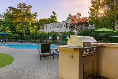 13808 NE 12th St, Bellevue, WA 98005 photo 26