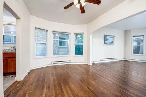 432 Summit Ave E, Seattle, WA 98102