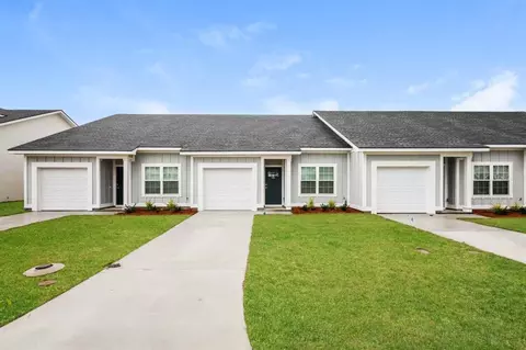 1090 Walker Point Way, Brunswick, GA 31525