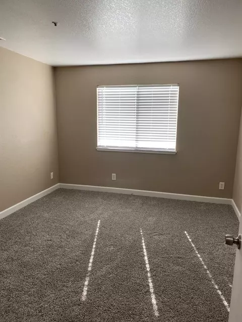 2727 Walnut Ave, Carmichael, CA 95608 photo 17