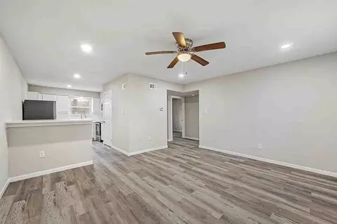 653 N Henry Hynds Expy, Van Alstyne, TX 75495