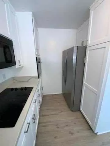 834 2nd St, Santa Monica, CA 90403