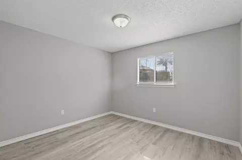 911 Avenue K, Galveston, TX 77550