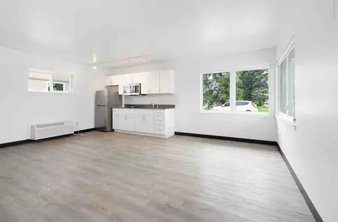 4711 University Ave, Cedar Falls, IA 50613 photo 6