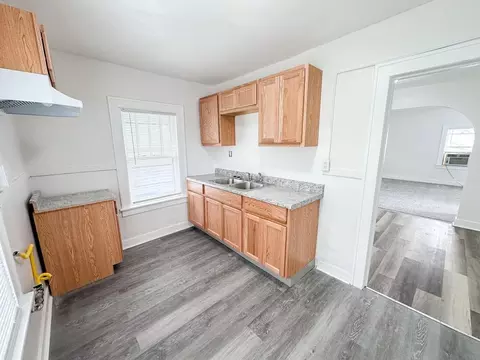 349 Corinne St SW, Grand Rapids, MI 49507
