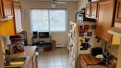2440 Harriet Ave, Minneapolis, MN 55405