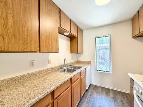 81351 Fred Waring Dr, Indio, CA 92201 photo 2