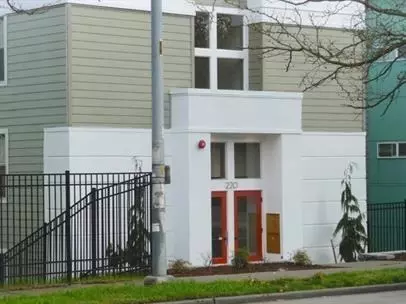 220 23rd Ave E, Seattle, WA 98112