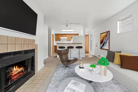 11249 NE 36th Pl, Bellevue, WA 98004