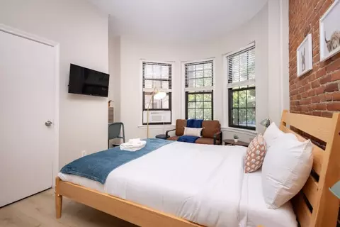Saint Botolph St, Boston, MA 02116
