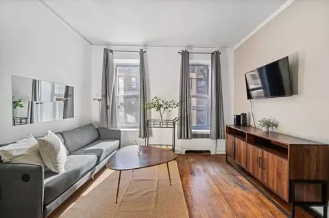 67 Wall St, New York, NY 10005