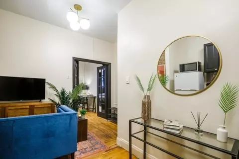 518 E 83rd St, New York, NY 10028