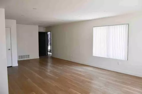 994 Valencia St, Costa Mesa, CA 92626 photo 14