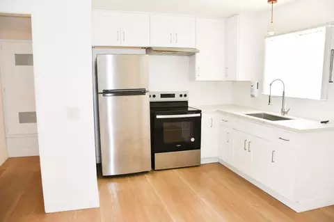 994 Valencia St, Costa Mesa, CA 92626 photo 17