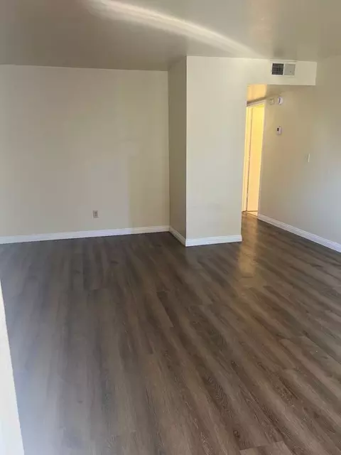1954 Country Club Ct, Linda, CA 95901