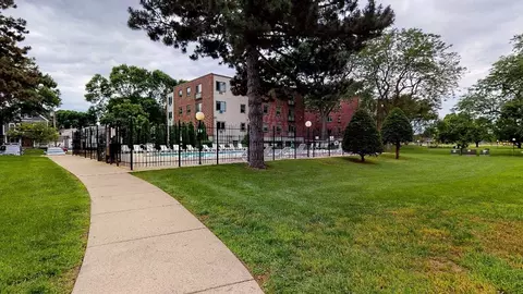 745 Parkview Apartments, Madison, WI 53715