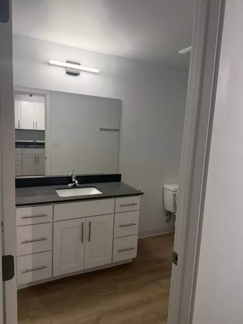 4711 University Ave, Cedar Falls, IA 50613 photo 3