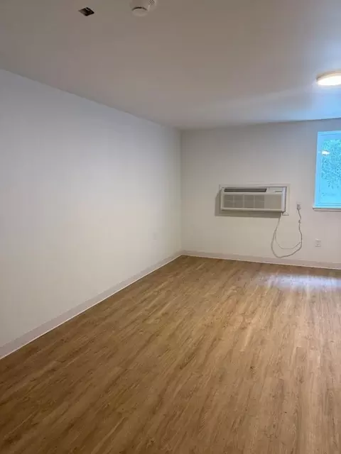 4711 University Ave, Cedar Falls, IA 50613 photo 5