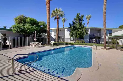301 W Medlock Dr, Phoenix, AZ 85013 photo 3