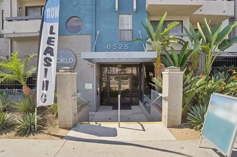 8525 Tobias Ave, Los Angeles, CA 91402 photo 9