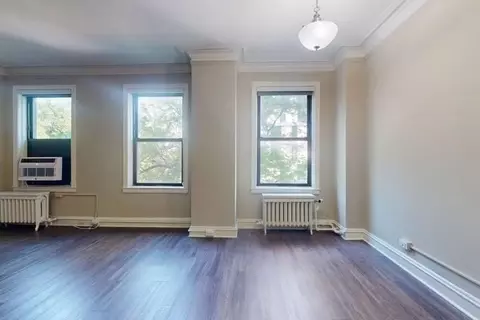 1642 E 56th St, Chicago, IL 60637