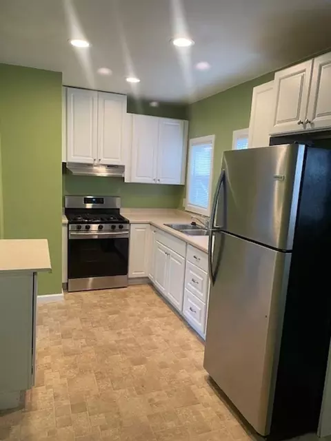 827 Cedar Ave, Long Beach, CA 90813 photo 4