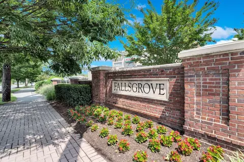 719 Fallsgrove Dr, Rockville, MD 20850 photo 43
