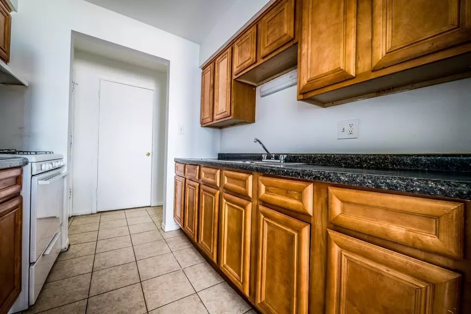  1677 State St, Calumet City, IL 60409 photo 4