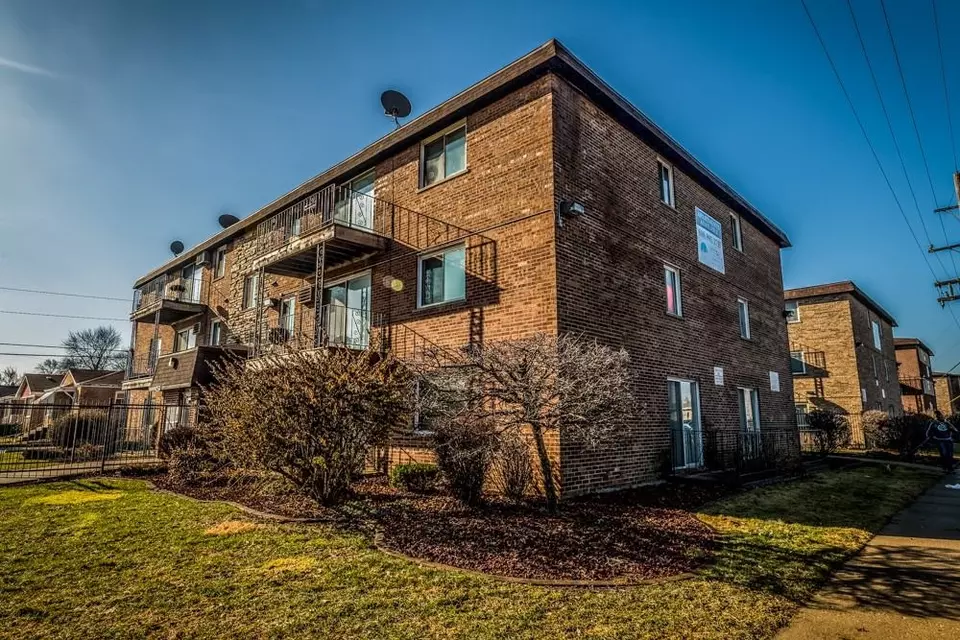  1677 State St, Calumet City, IL 60409 photo 15