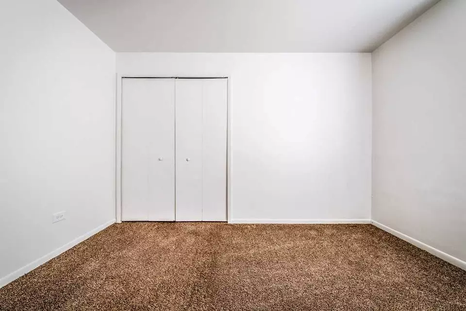  1677 State St, Calumet City, IL 60409 photo 11