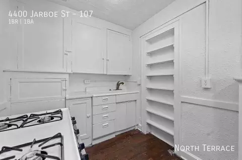 4400 Jarboe St, Kansas City, MO 64111