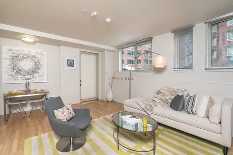 905 Dexter Ave N, Seattle, WA 98109 photo 11