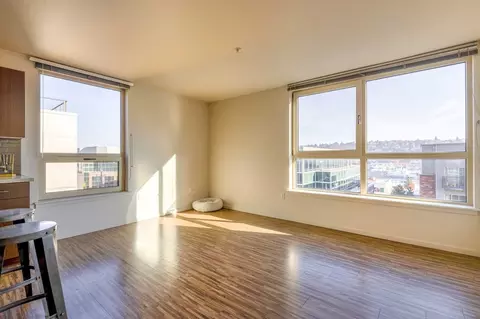 905 Dexter Ave N, Seattle, WA 98109 photo 5