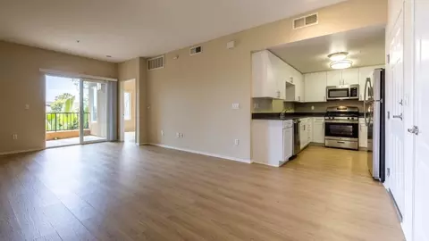 3801 E Pacific Coast Hwy, Long Beach, CA 90804 photo 6