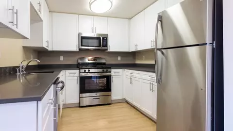 3801 E Pacific Coast Hwy, Long Beach, CA 90804 photo 3