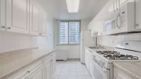 3003 Van Ness St NW, Washington, DC 20008 photo 9
