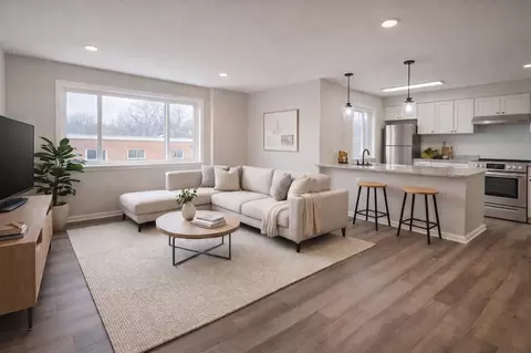 49 W Diamond Ave, Gaithersburg, MD 20877