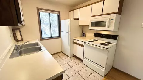 1710 49th St S, Fargo, ND 58103 photo 5