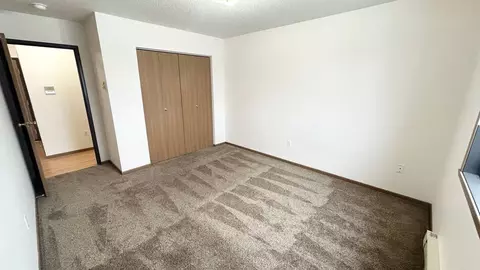 1710 49th St S, Fargo, ND 58103 photo 9