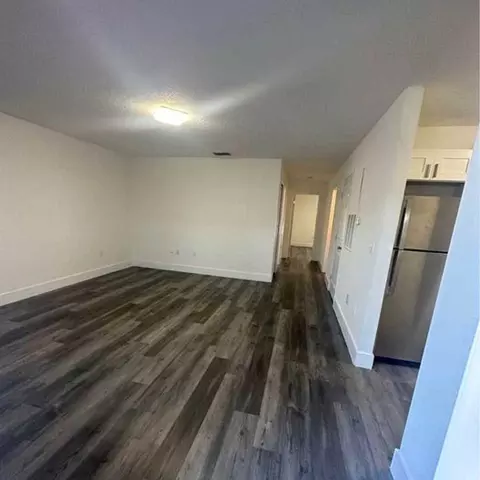 4824 E Busch Blvd, Tampa, FL 33617